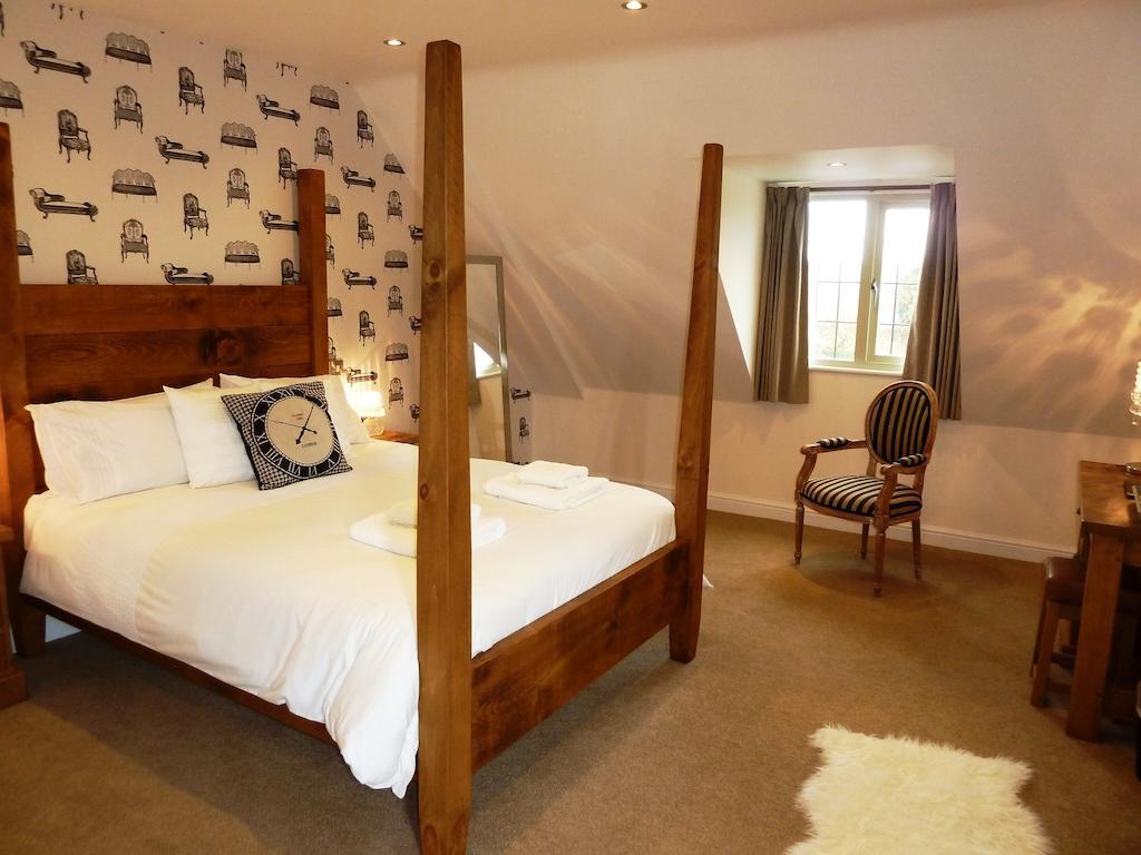 The White Hart Inn Alfreton Room photo