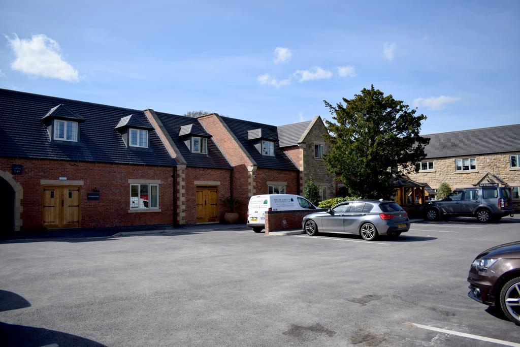 The White Hart Inn Alfreton Exterior photo